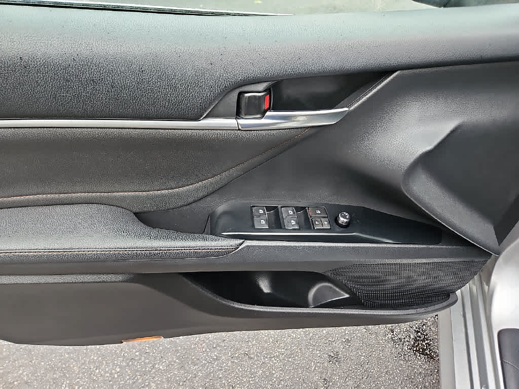 2018 Toyota Camry Hybrid XLE