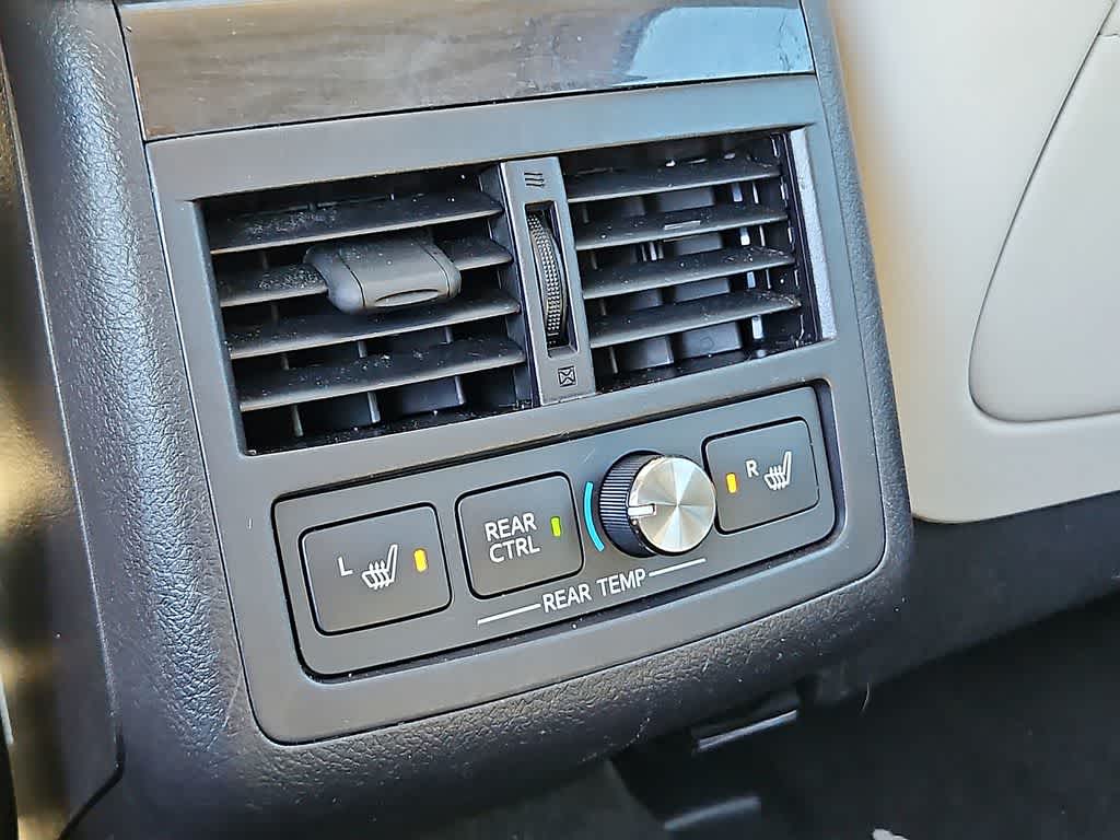 2015 Toyota Avalon Hybrid Limited