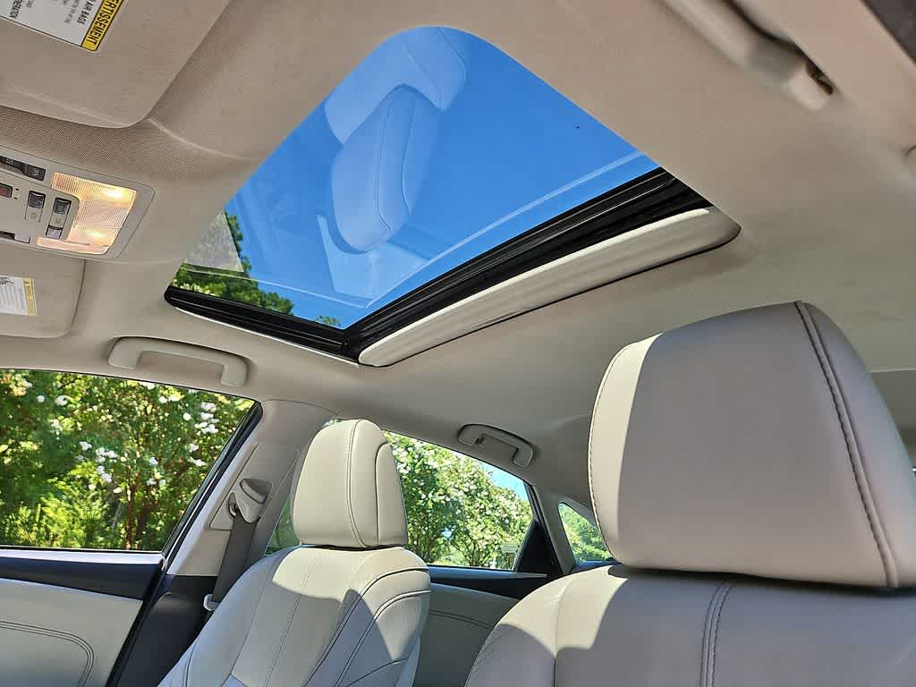 2015 Toyota Avalon Hybrid Limited