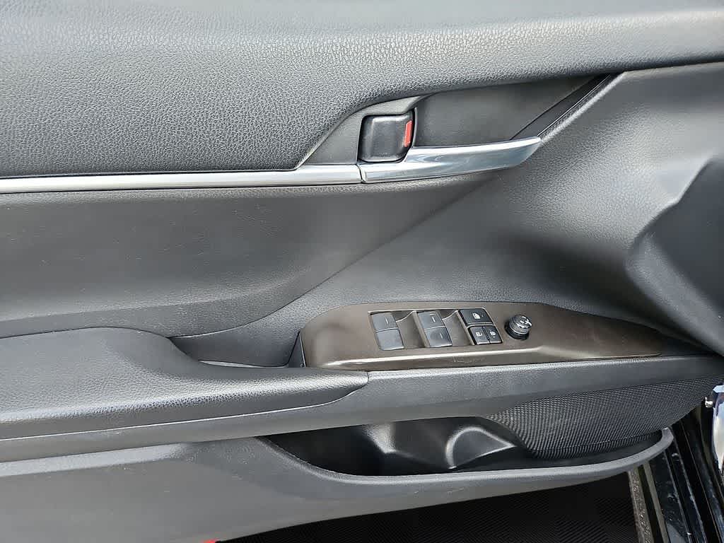 2023 Toyota Camry SE Nightshade