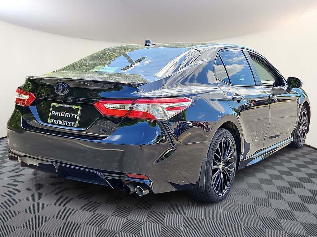 2020 Toyota Camry SE Nightshade