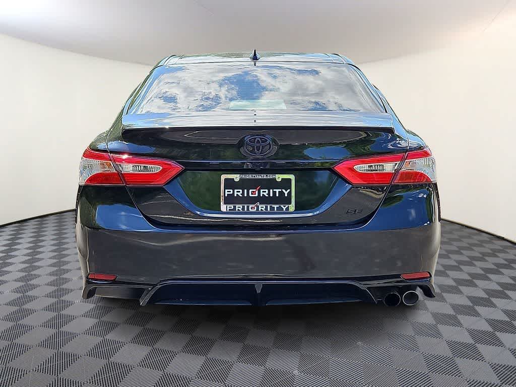2020 Toyota Camry SE Nightshade