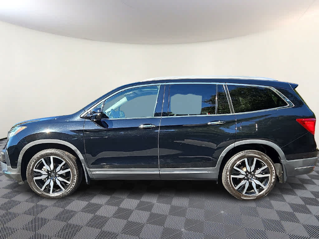 2022 Honda Pilot Touring 7-Passenger