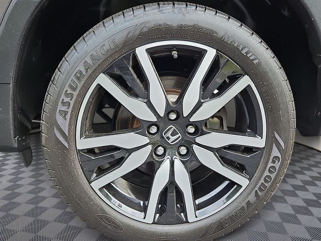 2021 Honda Pilot Touring 7-Passenger