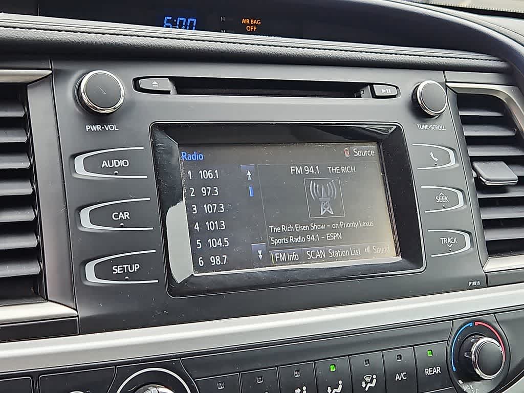 2019 Toyota Highlander LE