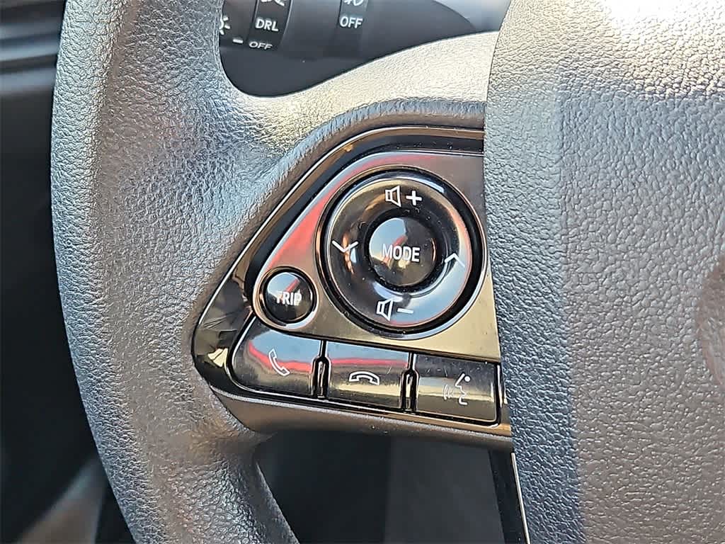 2022 Toyota Prius LE