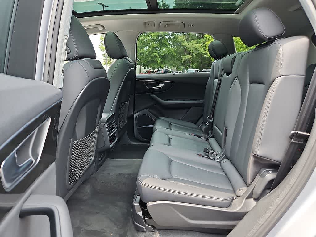 2021 Audi Q7 Premium Plus