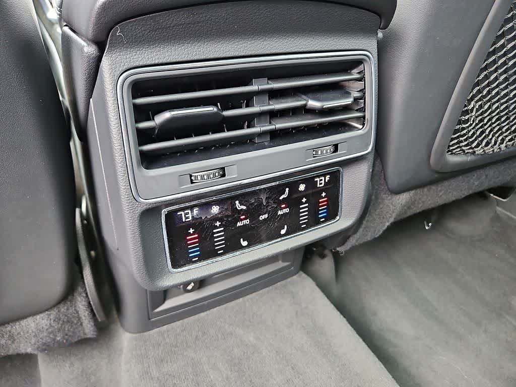2021 Audi Q7 Premium Plus