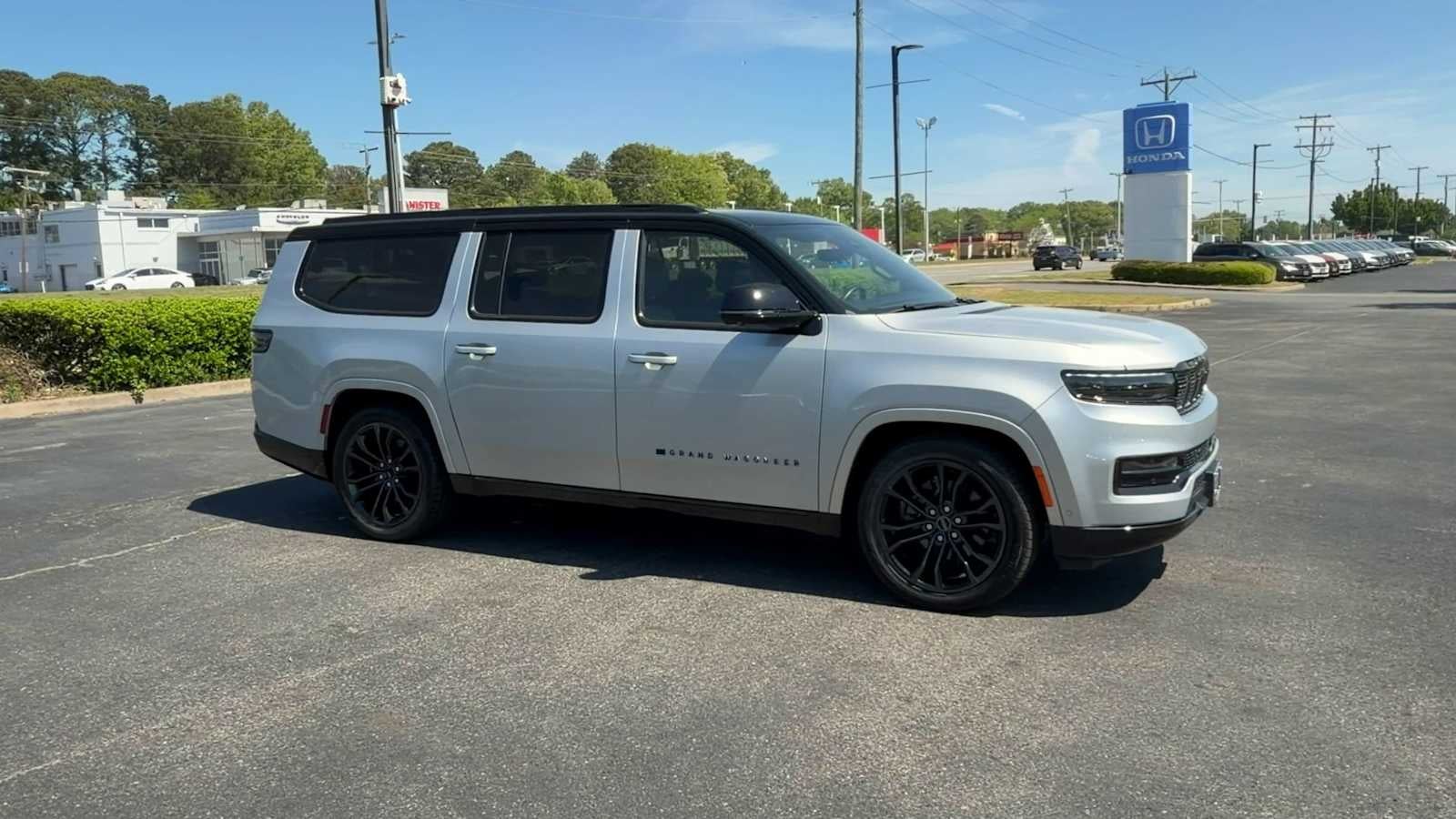2024 Jeep Grand Wagoneer L Series II