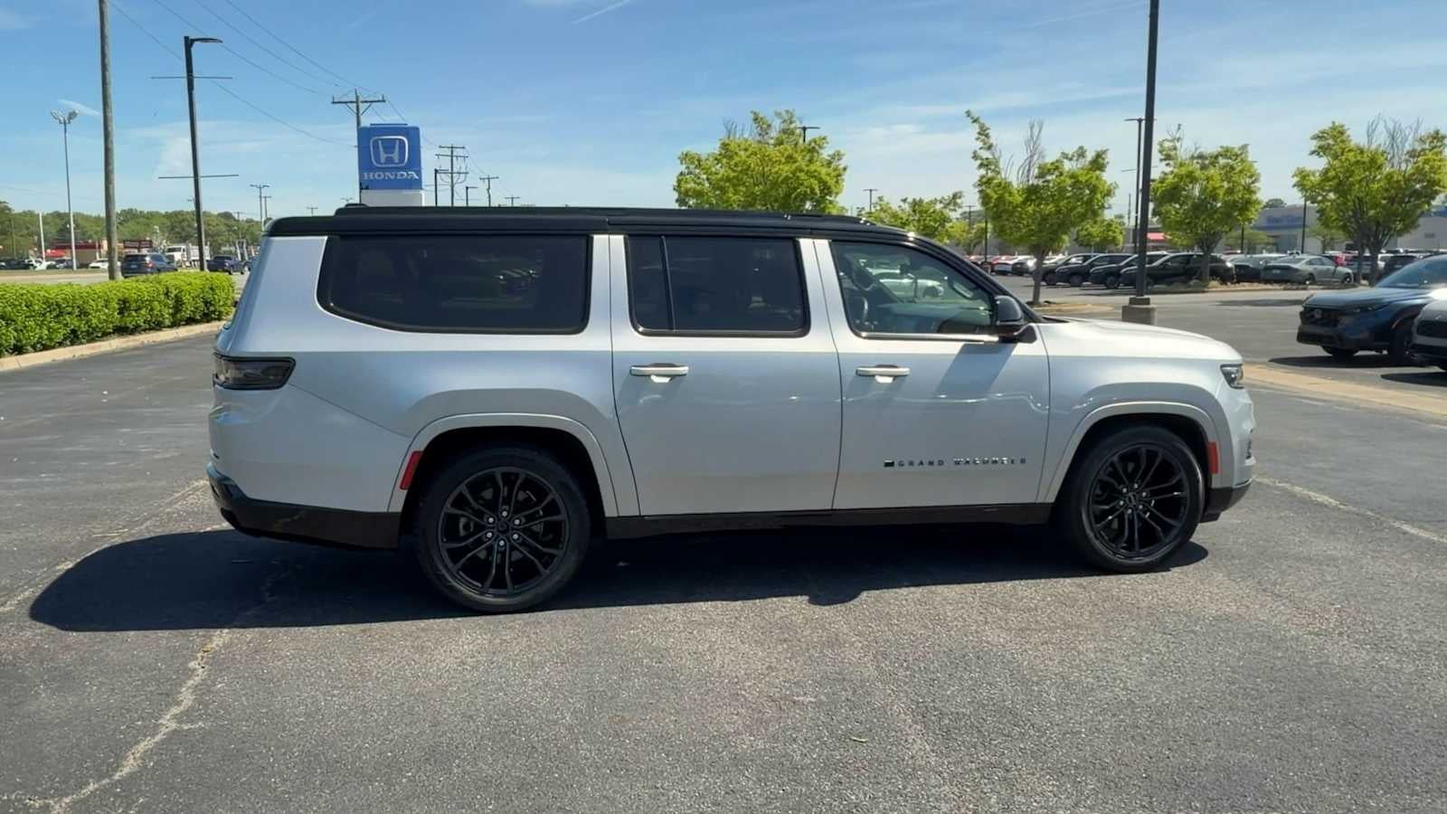 2024 Jeep Grand Wagoneer L Series II