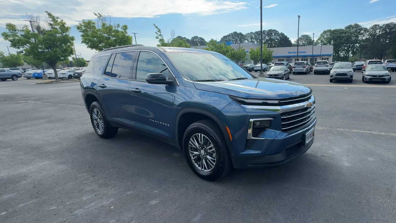 2026 Chevrolet Traverse AWD LT