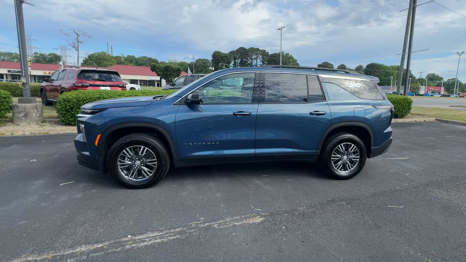 2026 Chevrolet Traverse AWD LT