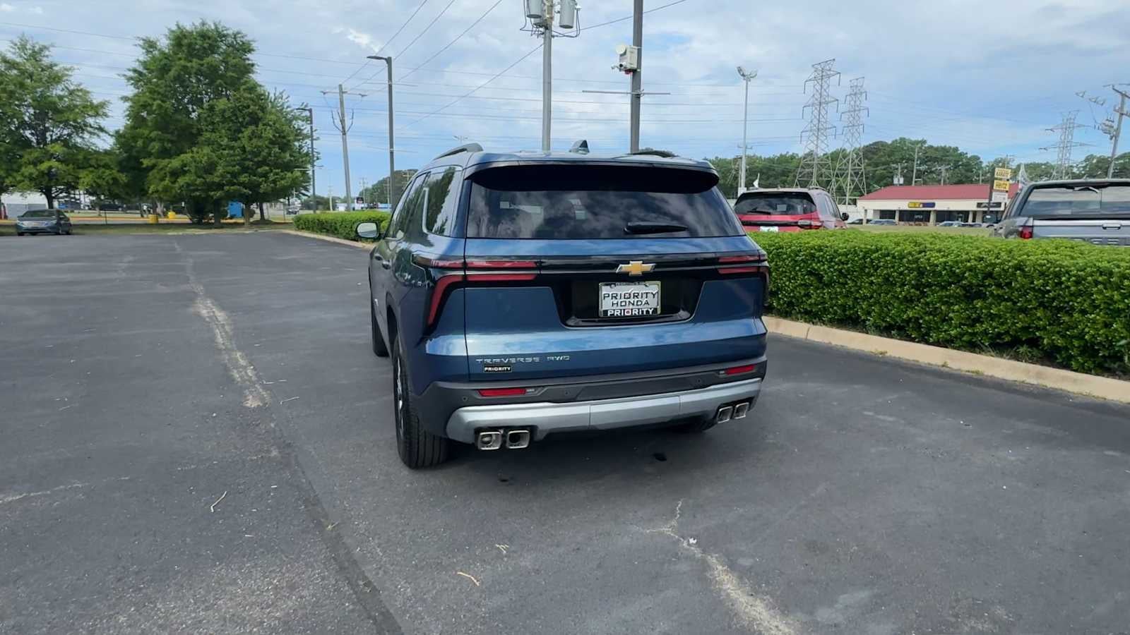 2026 Chevrolet Traverse AWD LT