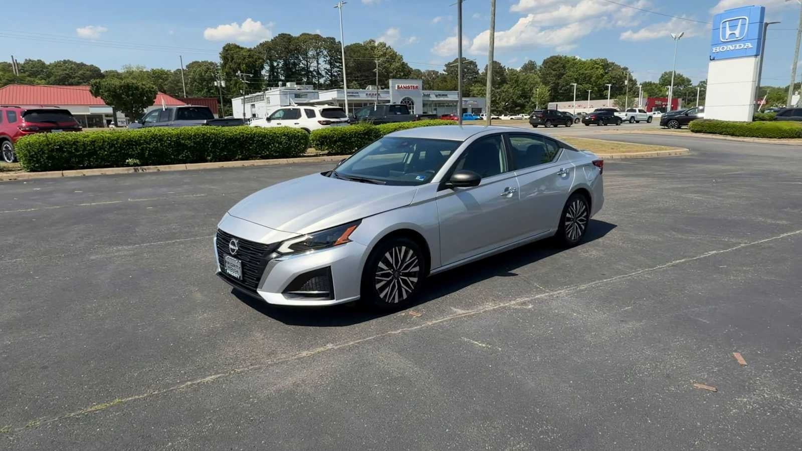 2024 Nissan Altima 2.5 SV