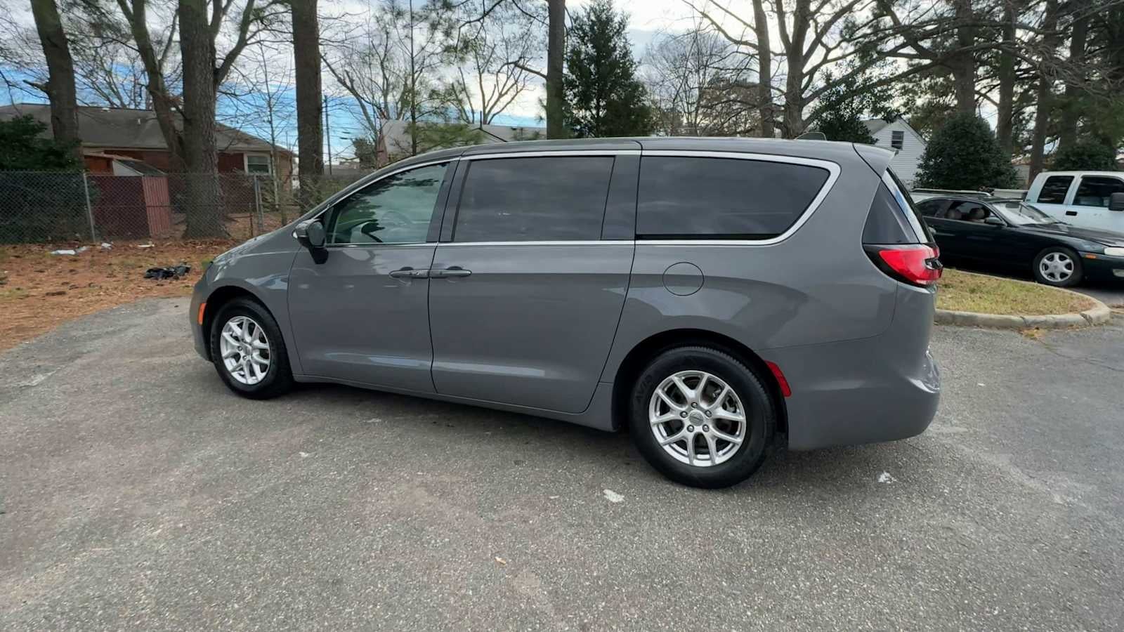 2023 Chrysler Pacifica Touring L