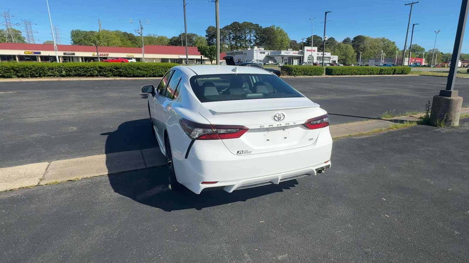 2024 Toyota Camry SE
