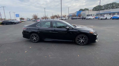 2024 Toyota Camry SE Nightshade
