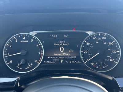 2024 Nissan Pathfinder SV