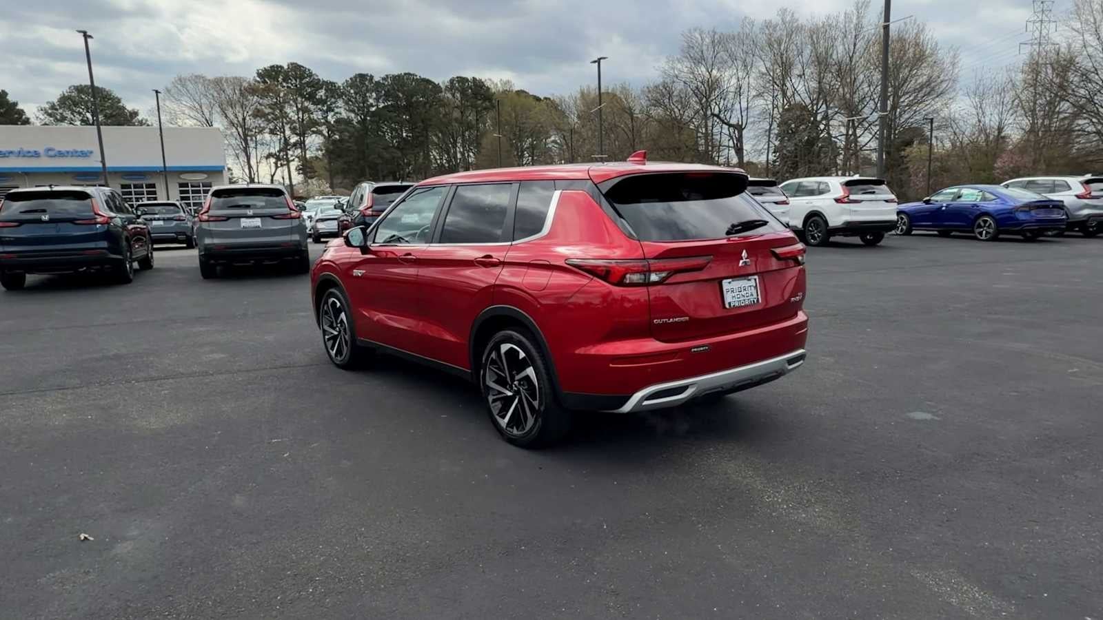 2024 Mitsubishi Outlander Plug-In Hybrid SE