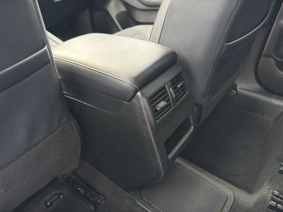 2024 Mitsubishi Outlander Plug-In Hybrid SE